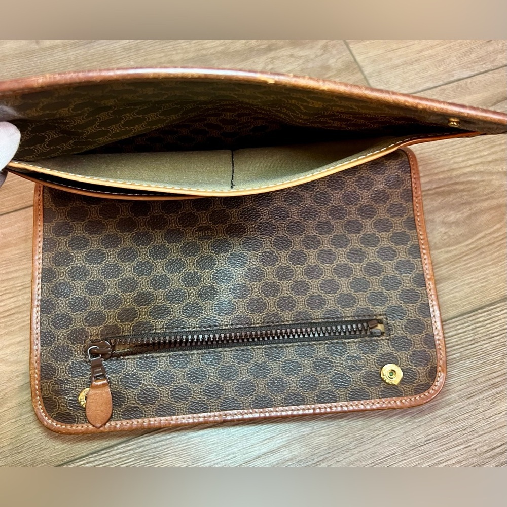 Celine Brown and Tan Clutch Bag with Vintage Leather - Picture 11 of 13